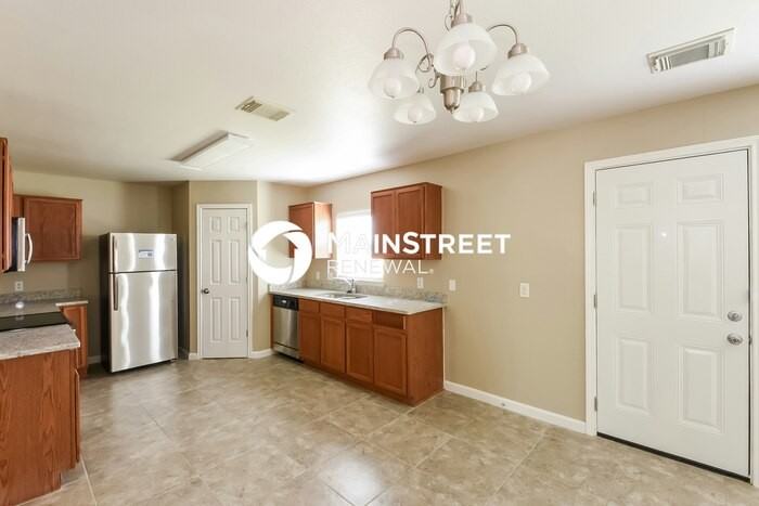 8130 Rosespur Park - Photo 7 of 17