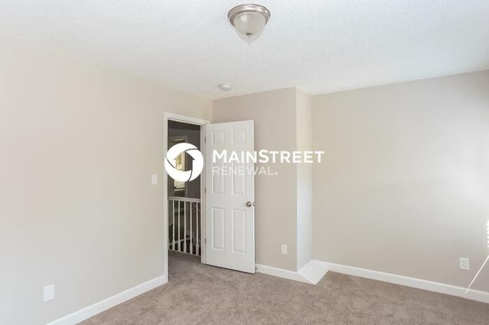 696 Journey St Sw - Photo 5 of 17