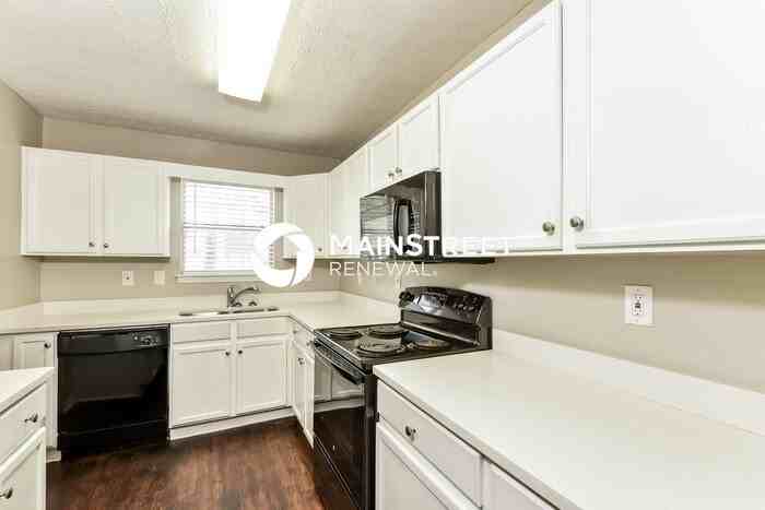 5963 Sherwood Trce - Photo 5 of 14