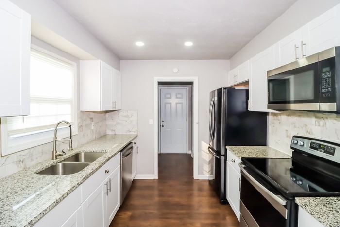 2887 Botany Dr - Photo 6 of 17