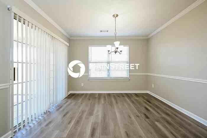 7545 Broadhurst Dr - Photo 7 of 16