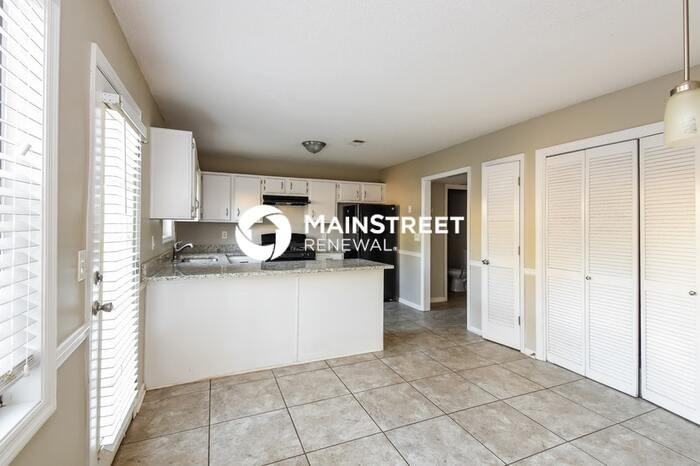 7055 Sand Wedge Cir Nw - Photo 7 of 17