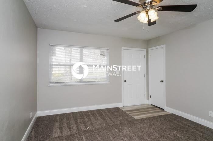 9613 El Prado St - Photo 4 of 16