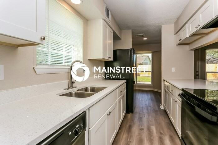 1434 New Tree Ln - Photo 6 of 17