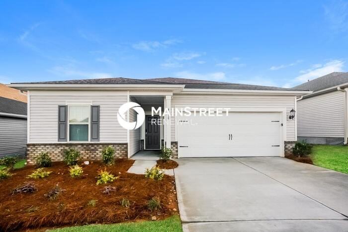 4015 Honey Locust Dr - Photo 3 of 15