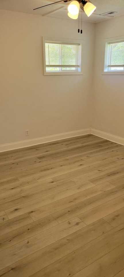 3813 E 13th Ave - Photo 5 of 7