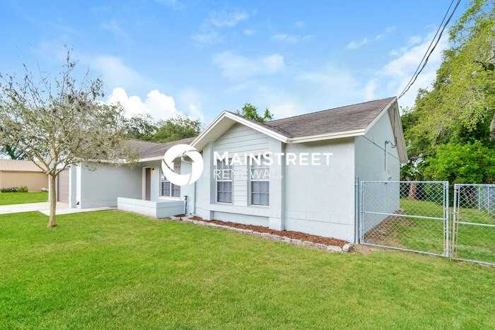 4625 Rosebud St - Photo 4 of 16