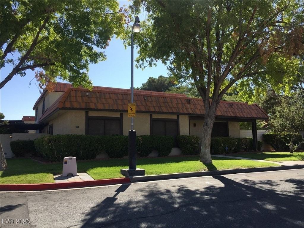 241 Misty Isle Ln #D - Photo 3 of 50