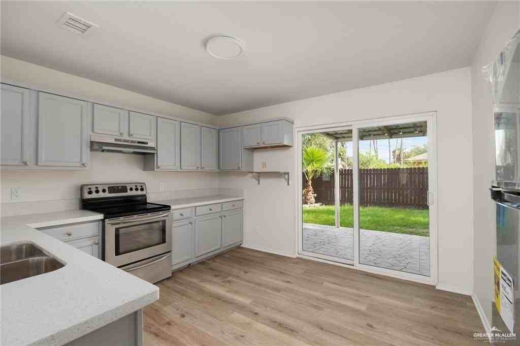 3503 San Esteban St - Photo 2 of 12