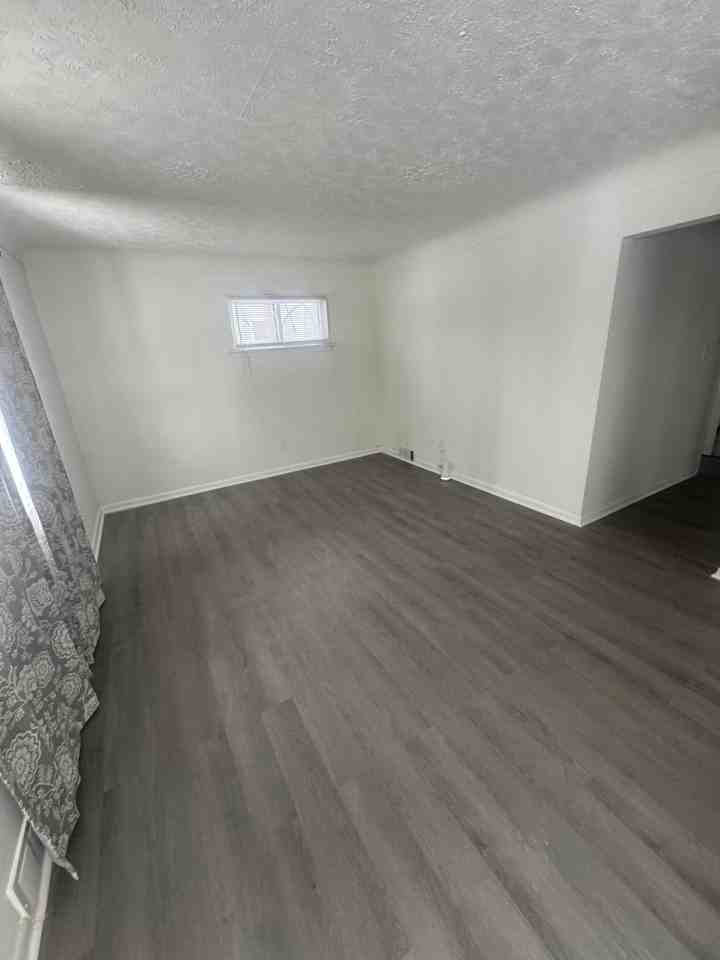 9222 Forrer St - Photo 2 of 9