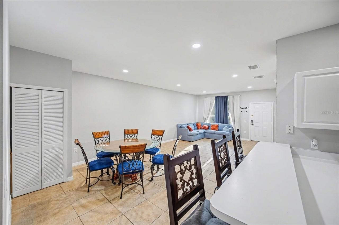 3158 Sun Lake Ct #A - Photo 5 of 21