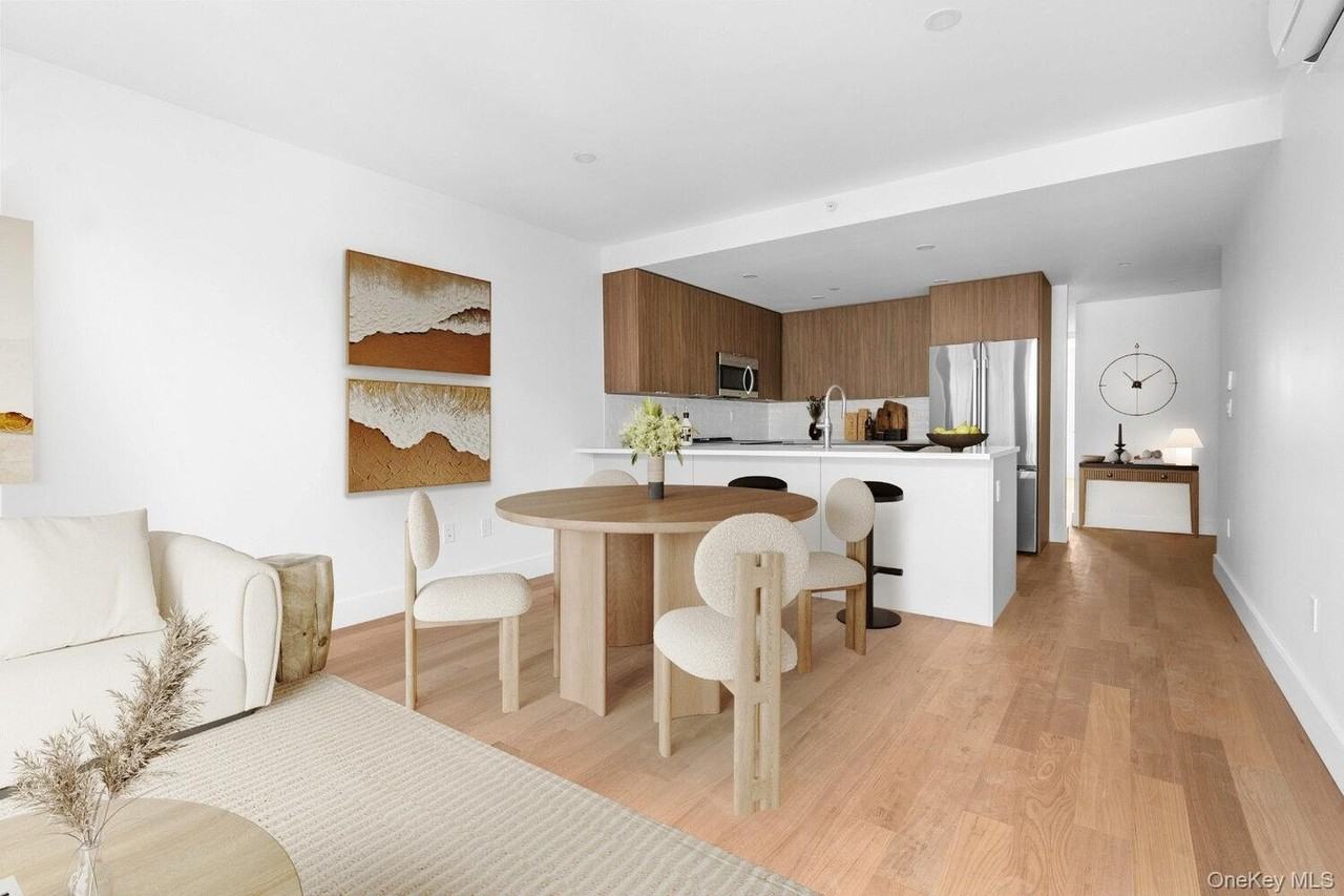 36 India St Apt 4l #4L - Photo 2 of 10