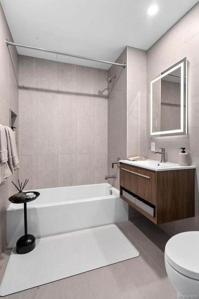 36 India St Apt 4l #4L - Photo 4 of 10