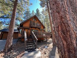 featured image of 145 Pinon Pl