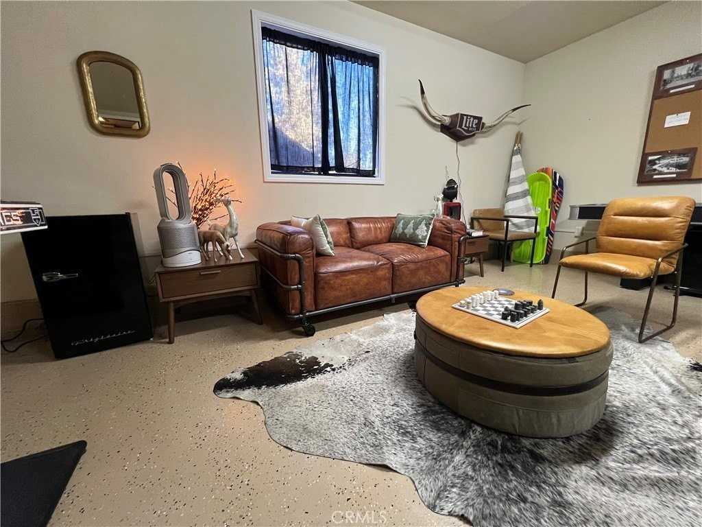 145 Pinon Pl - Photo 3 of 38