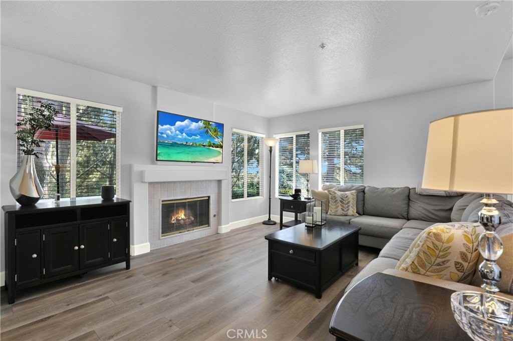 131 Valley View Ter - Photo 4 of 18