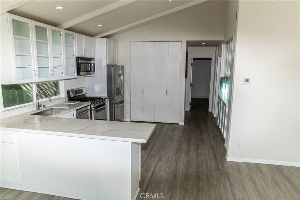 326 Camino San Clemente - Photo 7 of 17