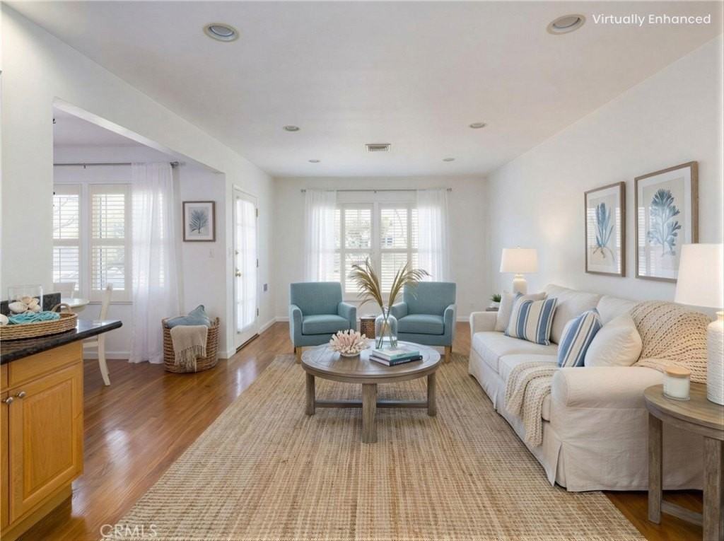 7024 Alverstone Ave - Photo 6 of 37