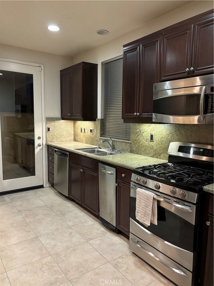 20387 Pienza Ln - Photo 2 of 5