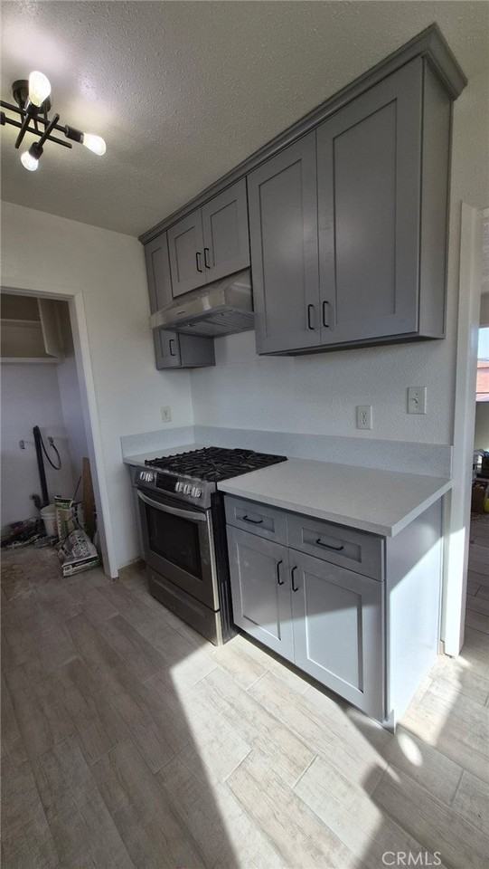 645 S Gerhart Ave - Photo 3 of 4