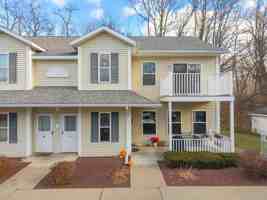 featured image of 1911 Cambridge Manor Dr