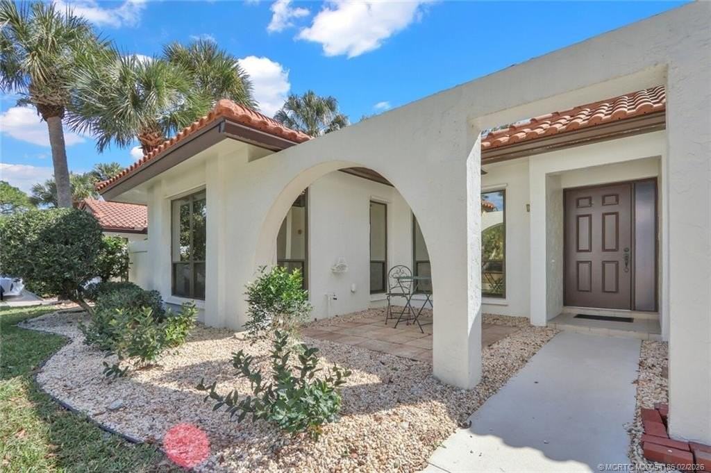 4004 Sw Osprey Creek Way - Photo 3 of 39