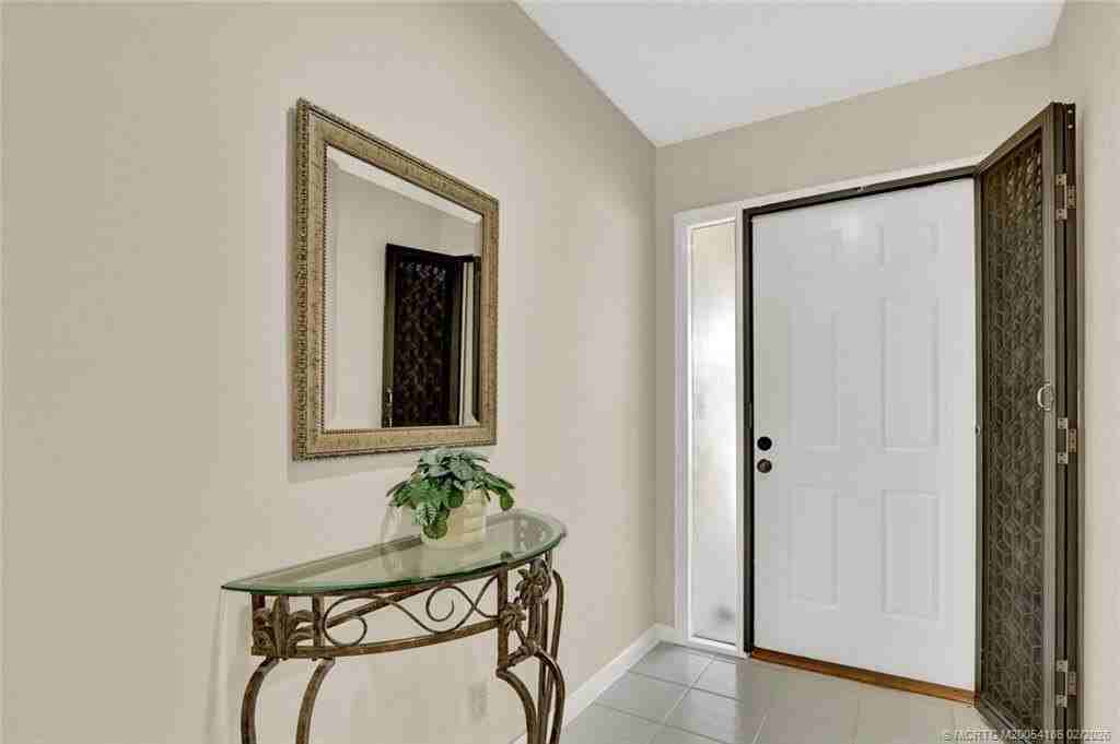 4004 Sw Osprey Creek Way - Photo 4 of 39