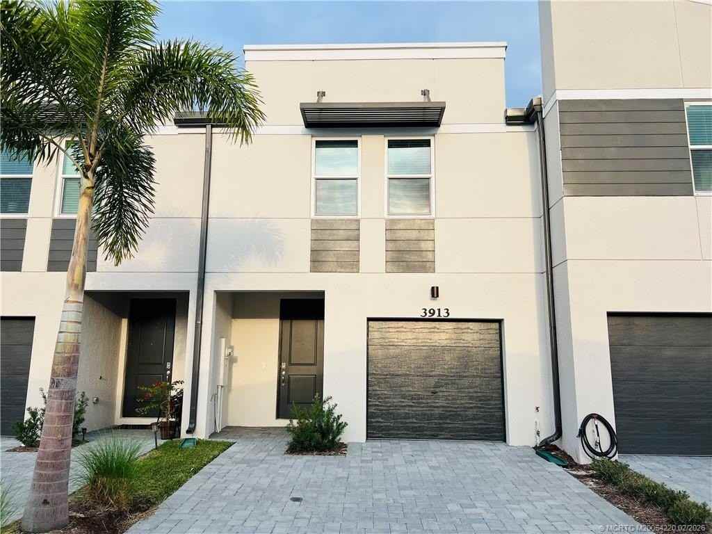 3913 Se Mentmore Ln - Photo 4 of 50