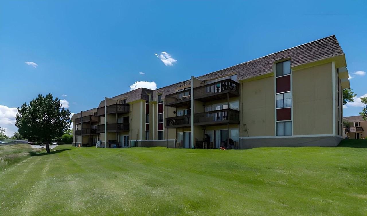 Fitzsimmons Junction - Photo 3 of 50