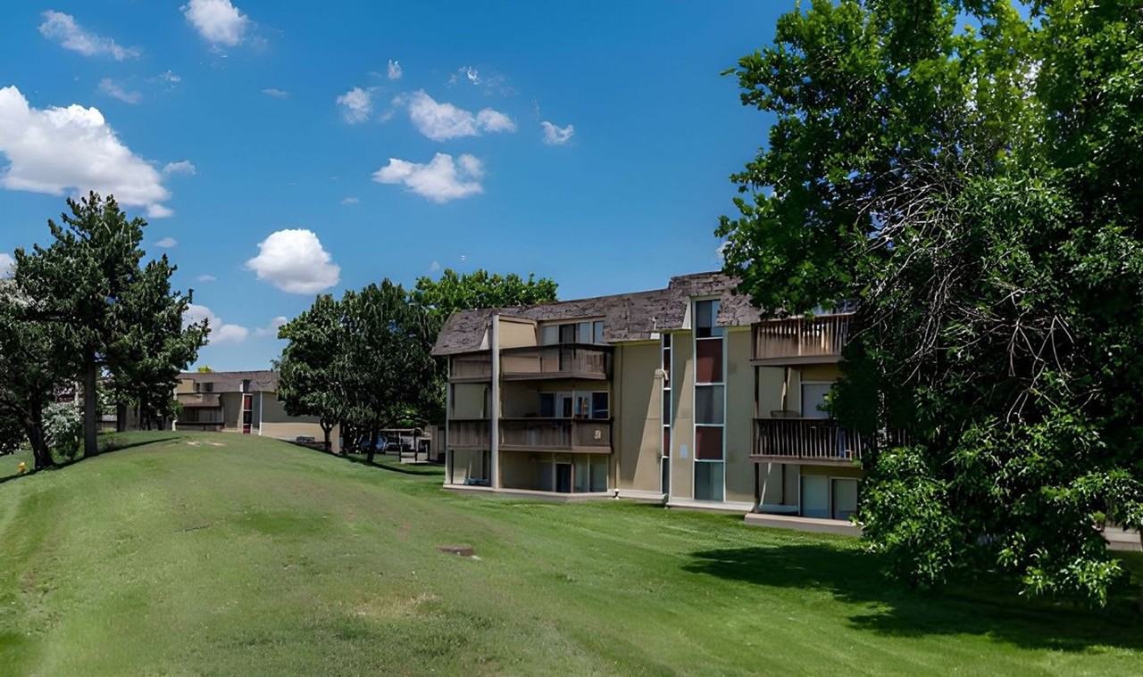 Fitzsimmons Junction - Photo 6 of 50