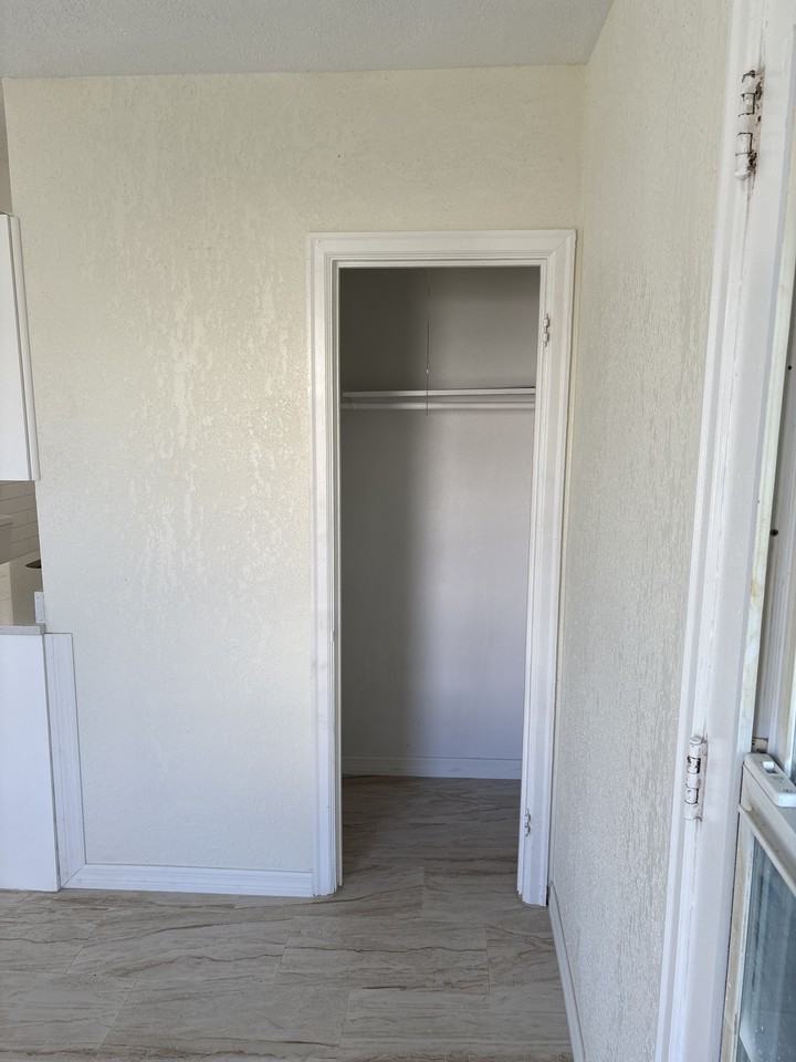 740 North Grandview Avenue #3 - Photo 7 of 12