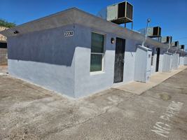 featured image of 2238 E Polk St