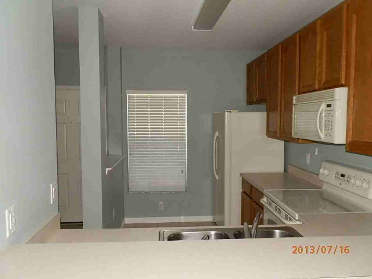 228 Weymouth Dr - Photo 6 of 26