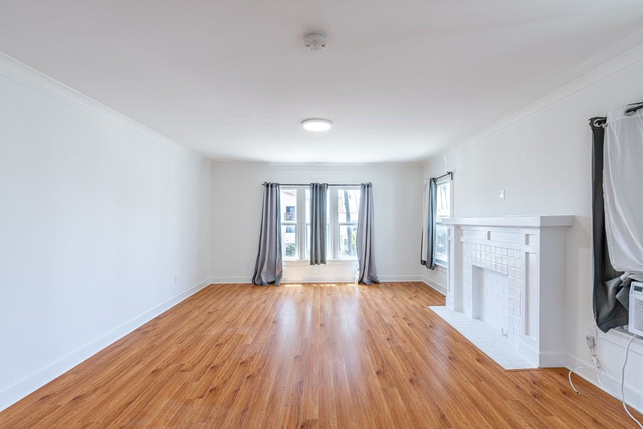 232 New Hampshire - Photo 4 of 22