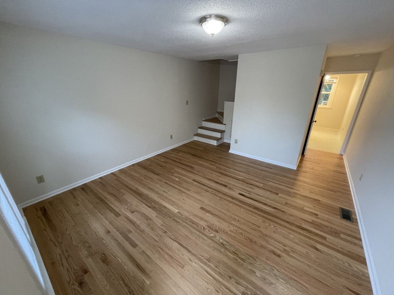 210 S Hollybrook Rd #5 - Photo 4 of 15