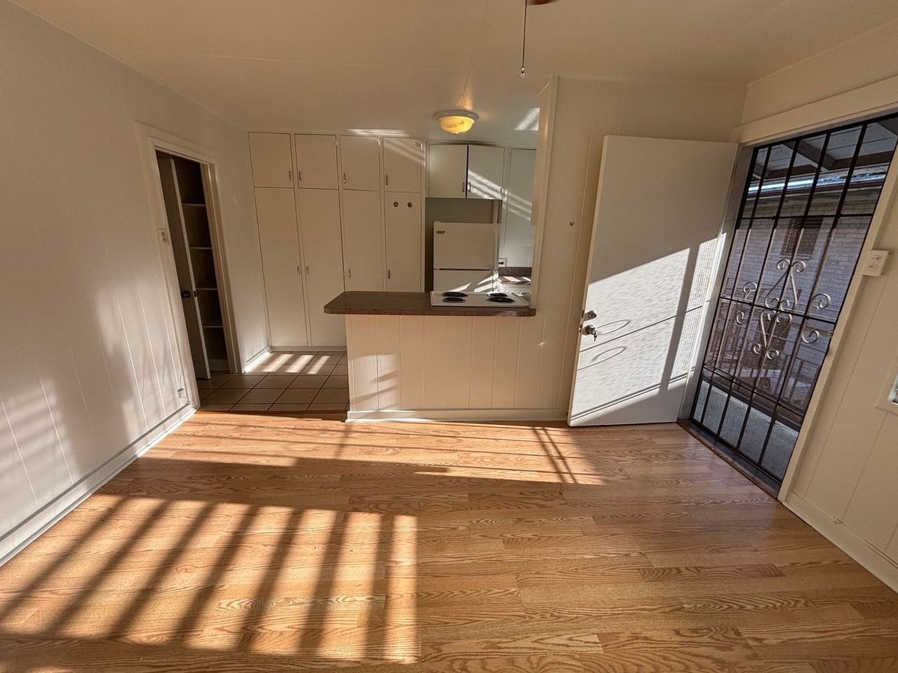 1218 Makaloa St #6 - Photo 2 of 9