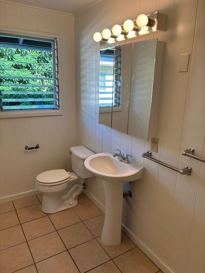 1218 Makaloa St #6 - Photo 6 of 9