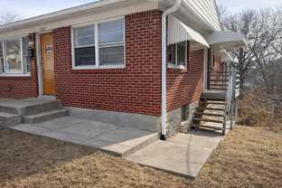 2401 Park Dr - Photo 1 of 1