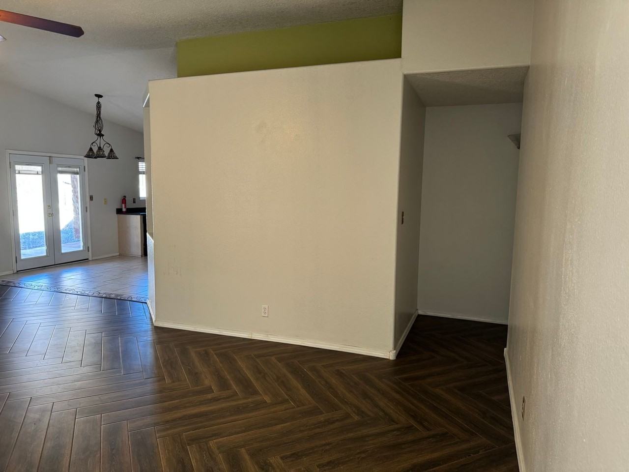 1005 Crane Dr Sw - Photo 5 of 27