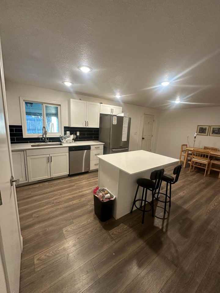 Creswell - Photo 2 of 11