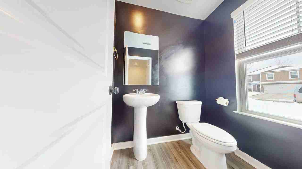 3829 Genteel Dr - Photo 3 of 31