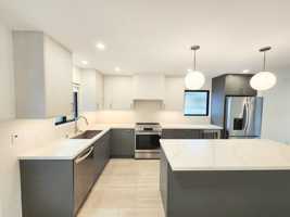 featured image of 975 Palm Ave