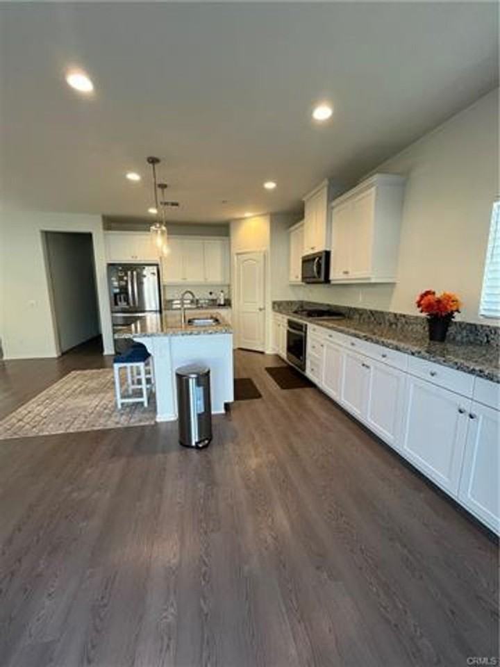 24398 Montgomery Way - Photo 5 of 26