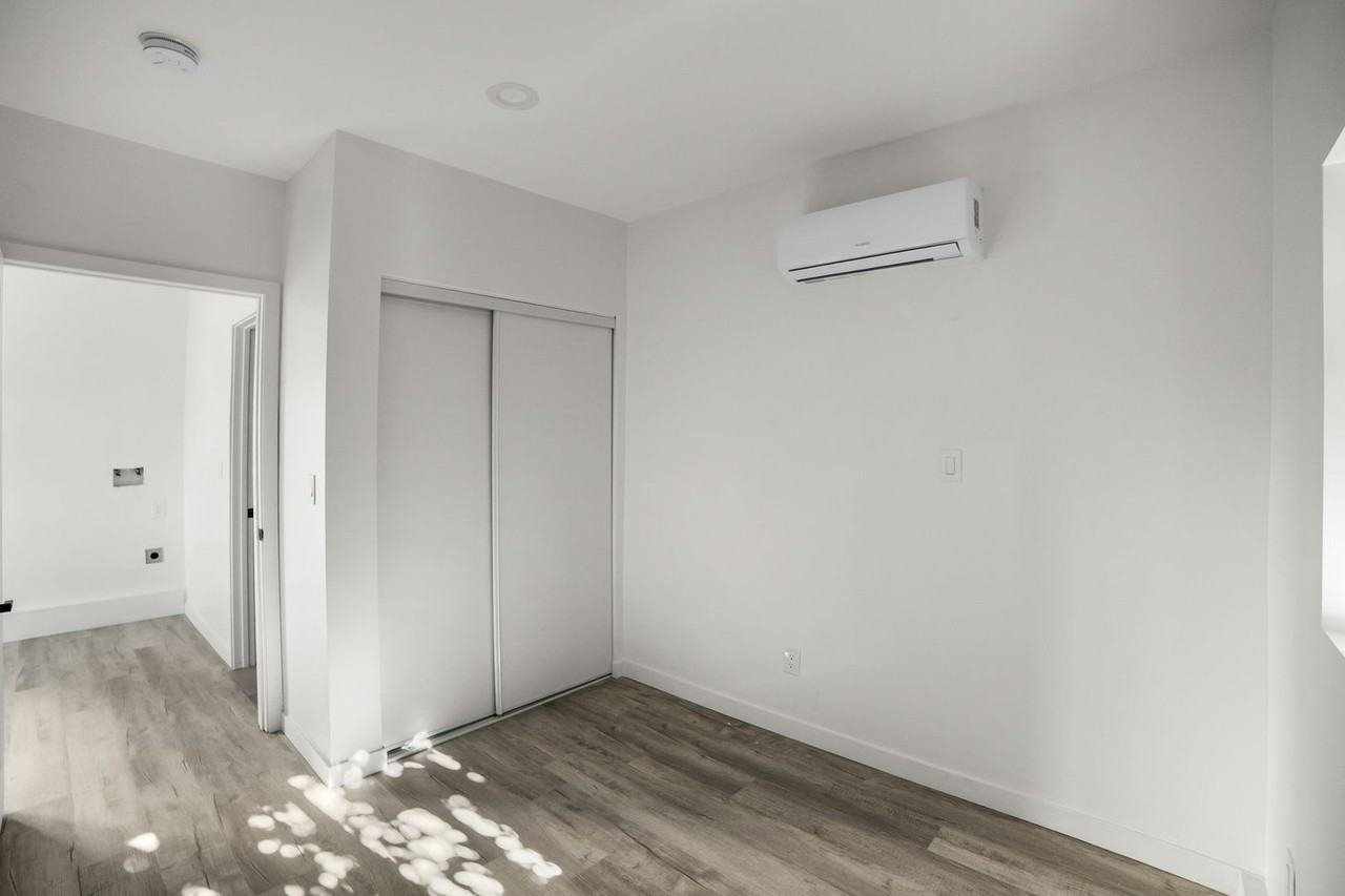 7118 1/2 Sunnybrae Ave - Photo 7 of 8