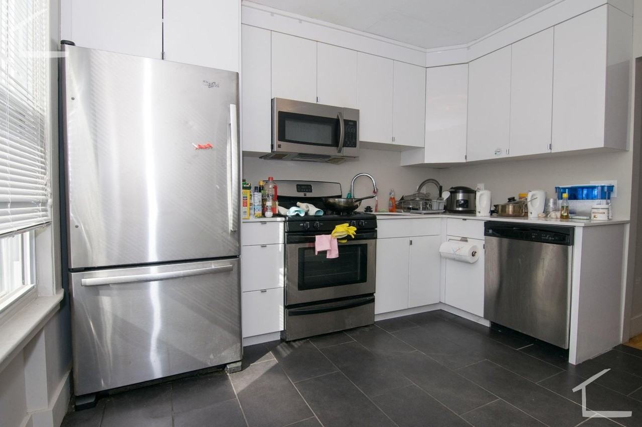 15 Greylock Rd - Photo 6 of 7