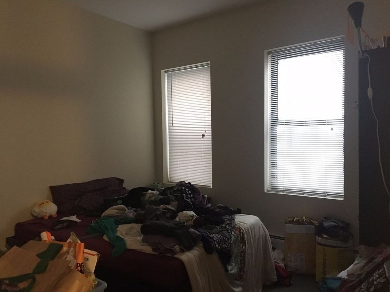 837 Beacon St - Photo 6 of 8