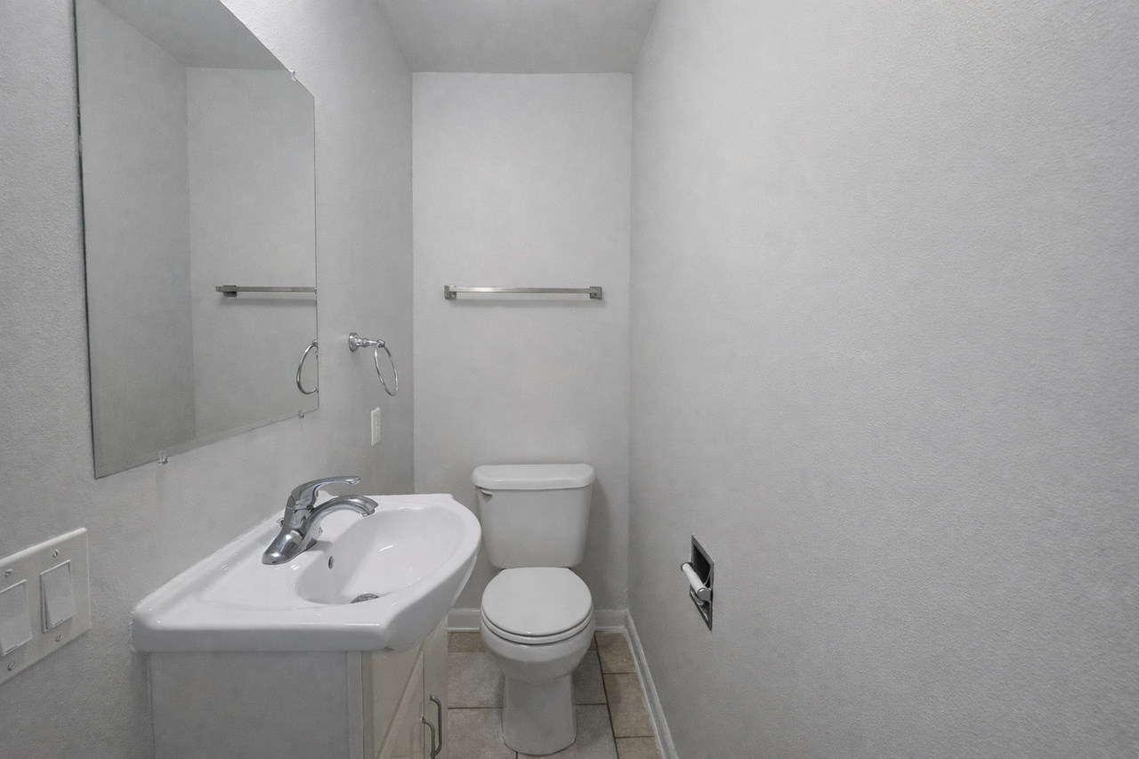 Woods Edge Townhomes - Photo 7 of 17