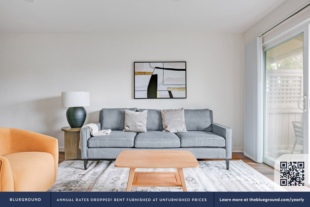 10870 North Stelling Road - Photo 4 of 31