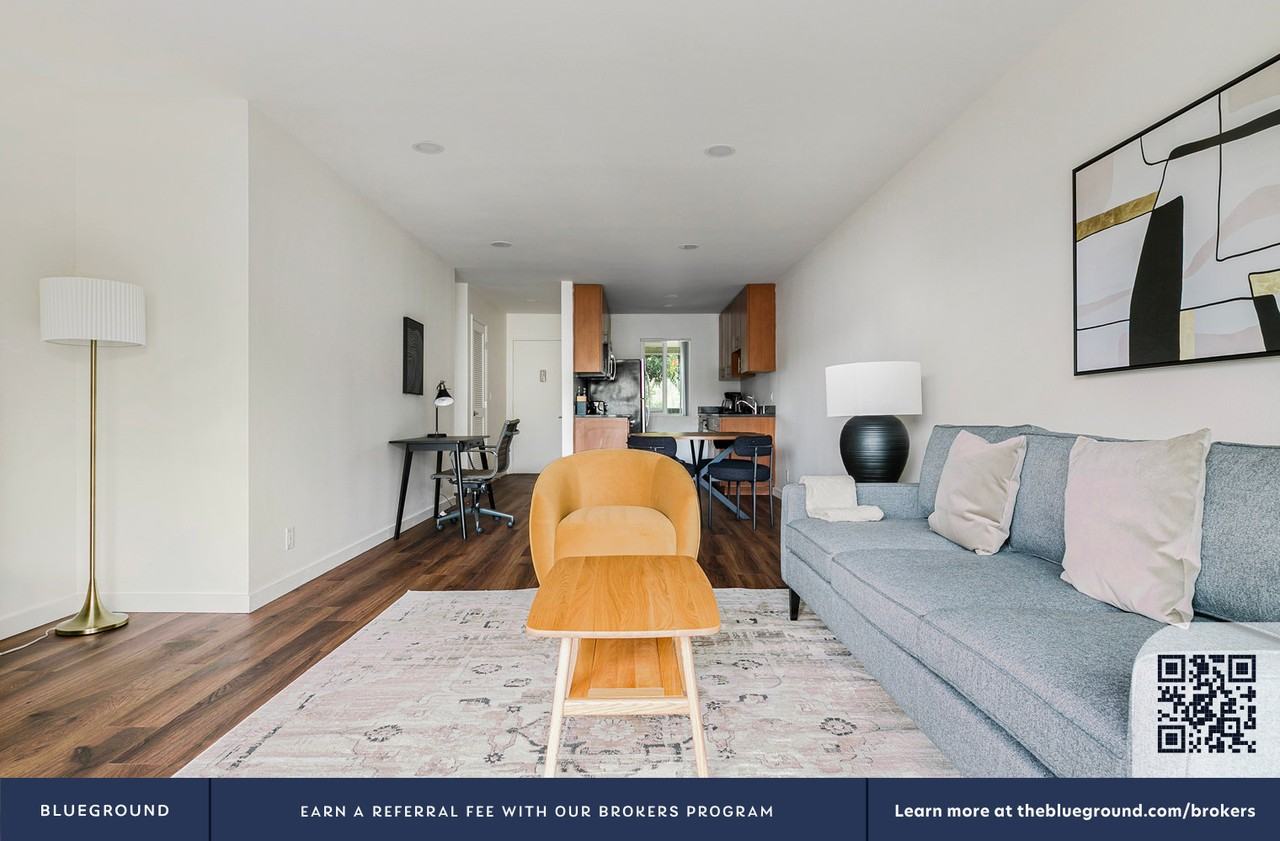 10870 North Stelling Road - Photo 5 of 31