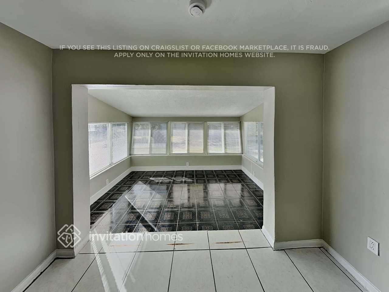 1230 Nw 176th Ter - Photo 4 of 16